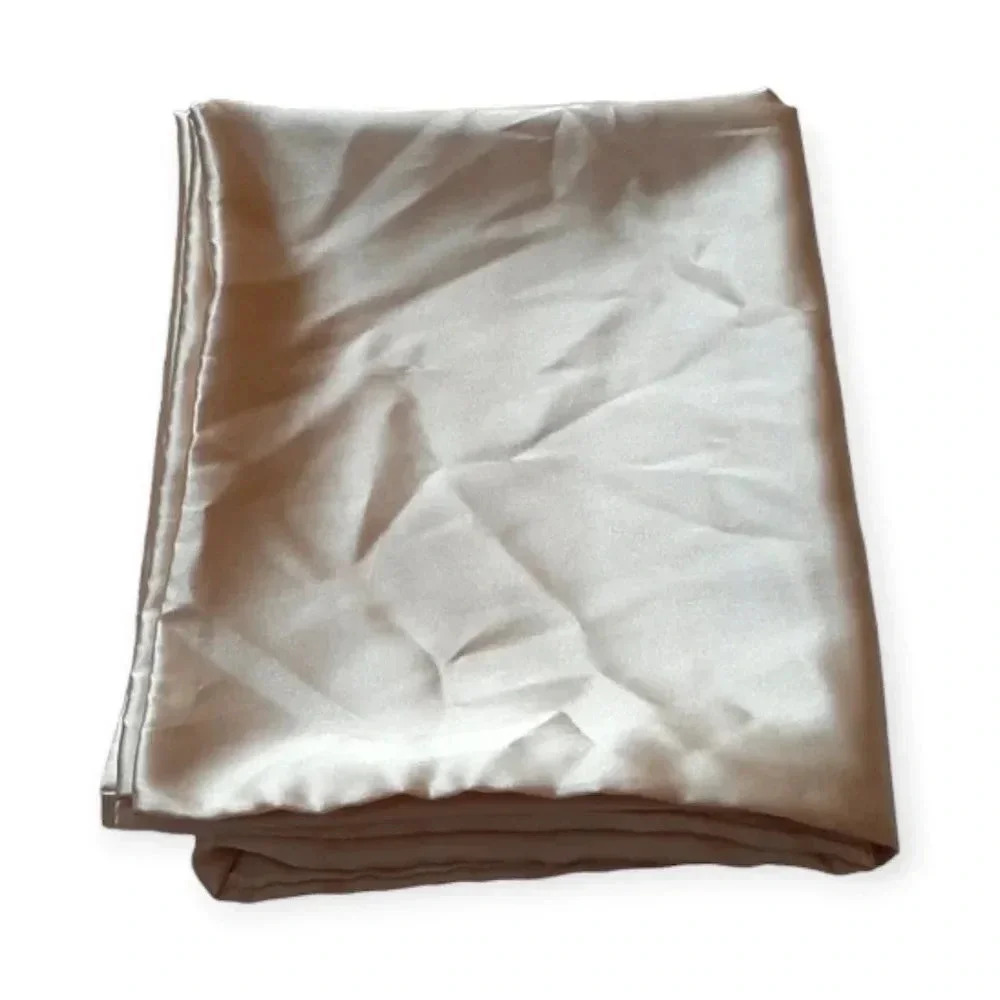 Bedsure  Standard Beige Silk-Like‎ Pillowcase
